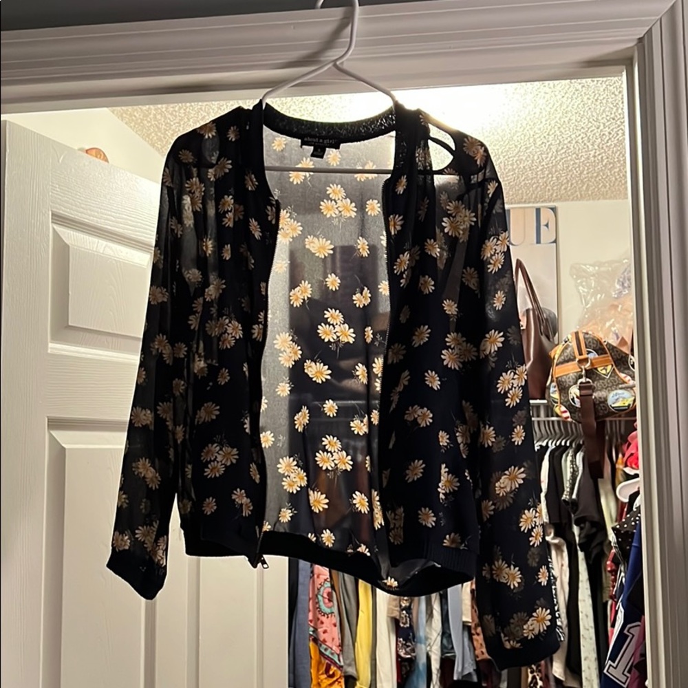 Daisy Patterned Light Jacket